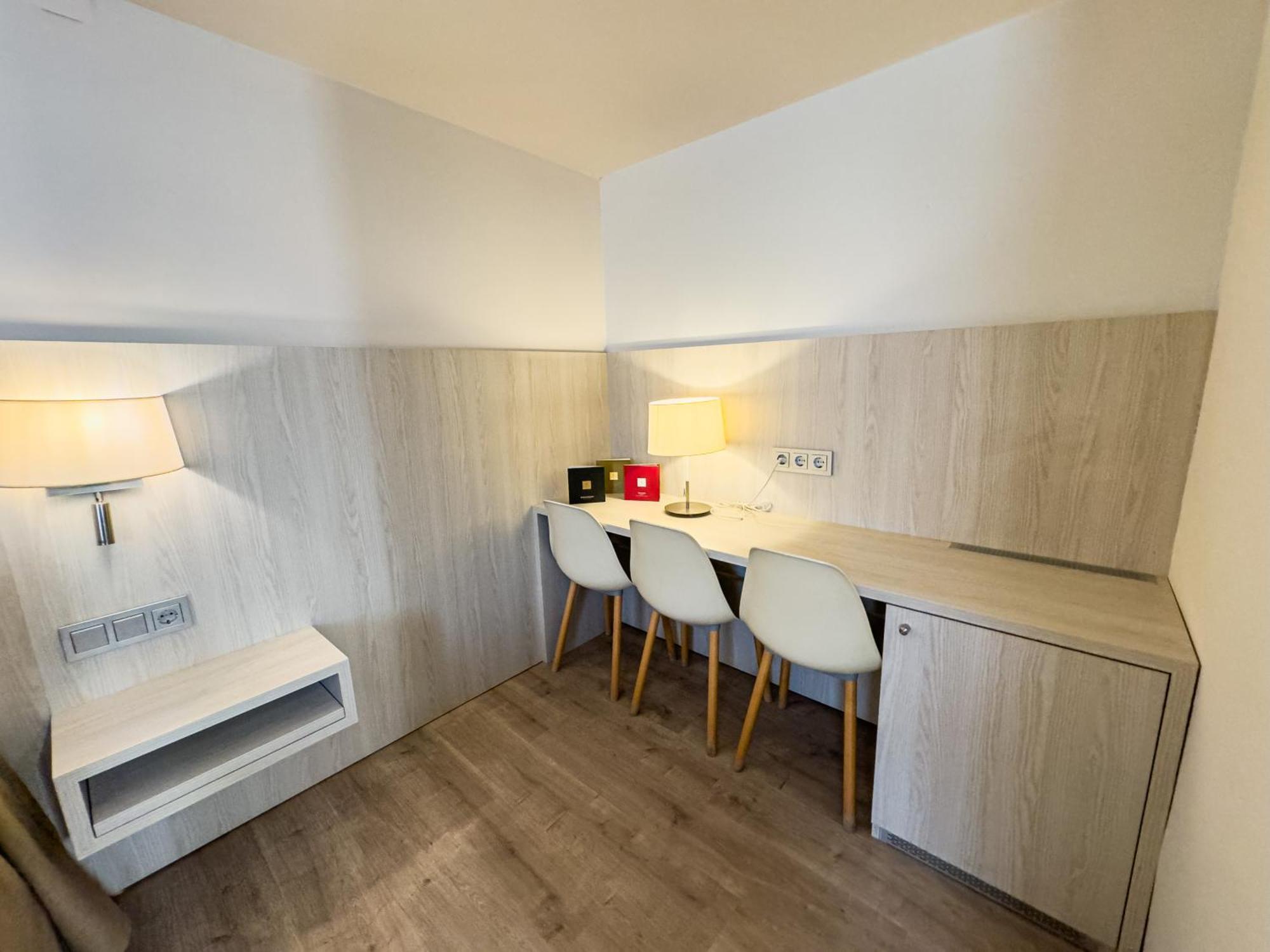 Hotel Marina Росес Екстер'єр фото