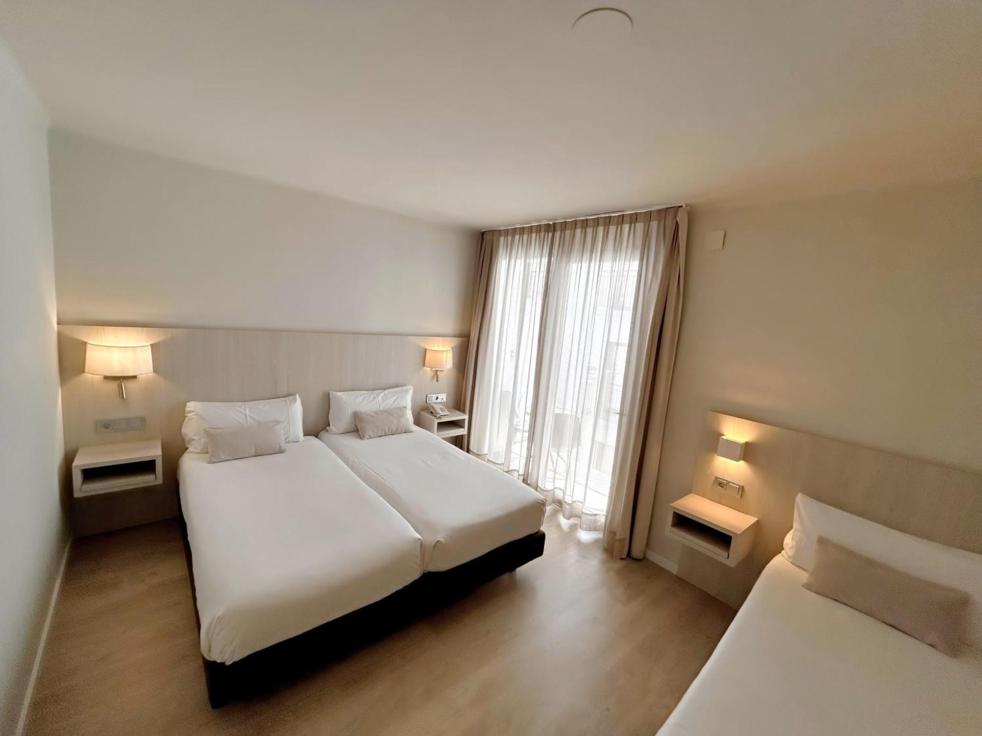 Hotel Marina Росес Екстер'єр фото